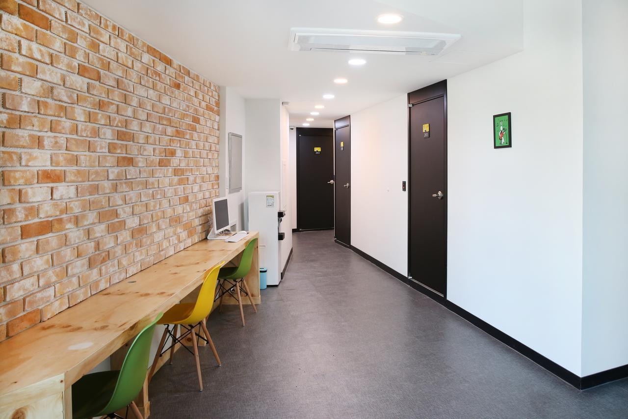 24 Guesthouse Yeosu Zewnętrze zdjęcie