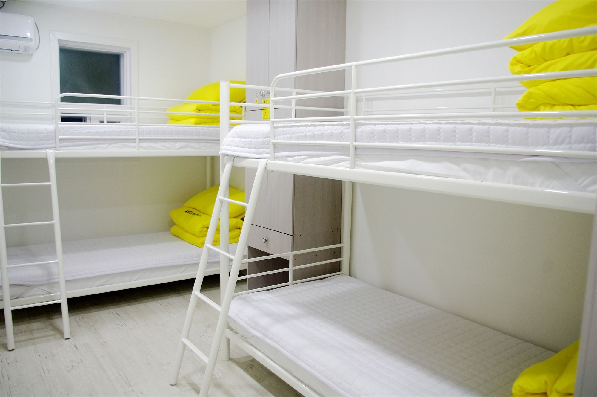 24 Guesthouse Yeosu Zewnętrze zdjęcie